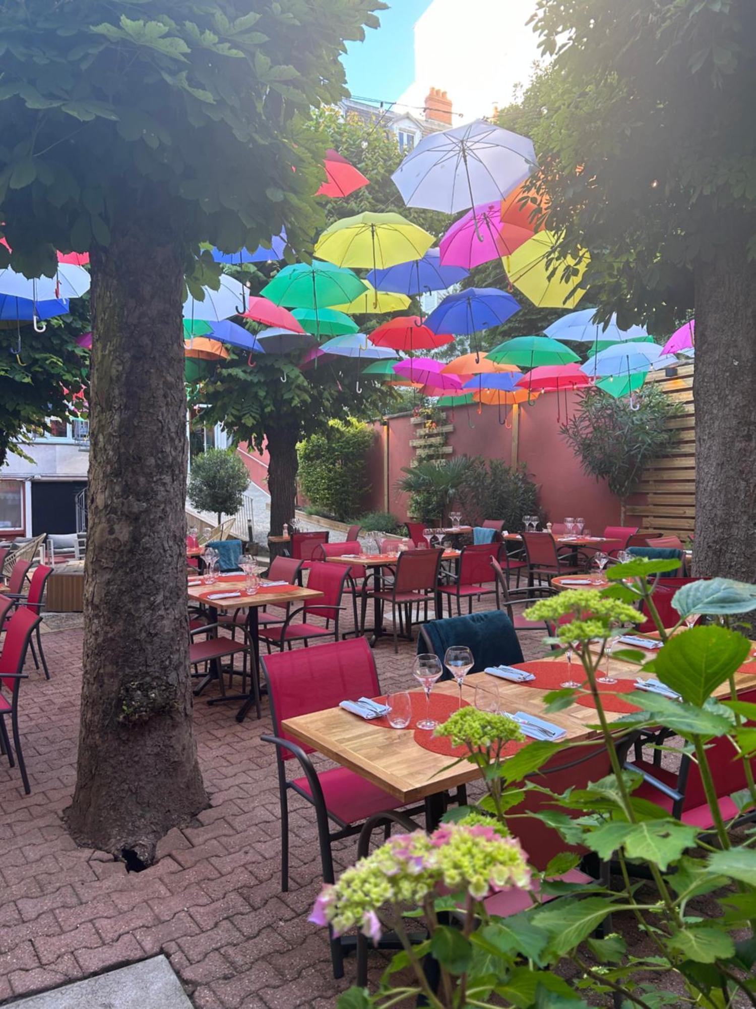 Hotel & Restaurant Le Patio Vichy Ngoại thất bức ảnh